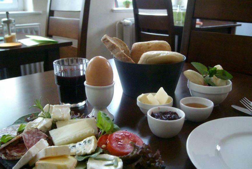 Klassmo Kulturcafe&Gaestehaus Mit Kulturwerkstatt Luckenwalde Luaran gambar